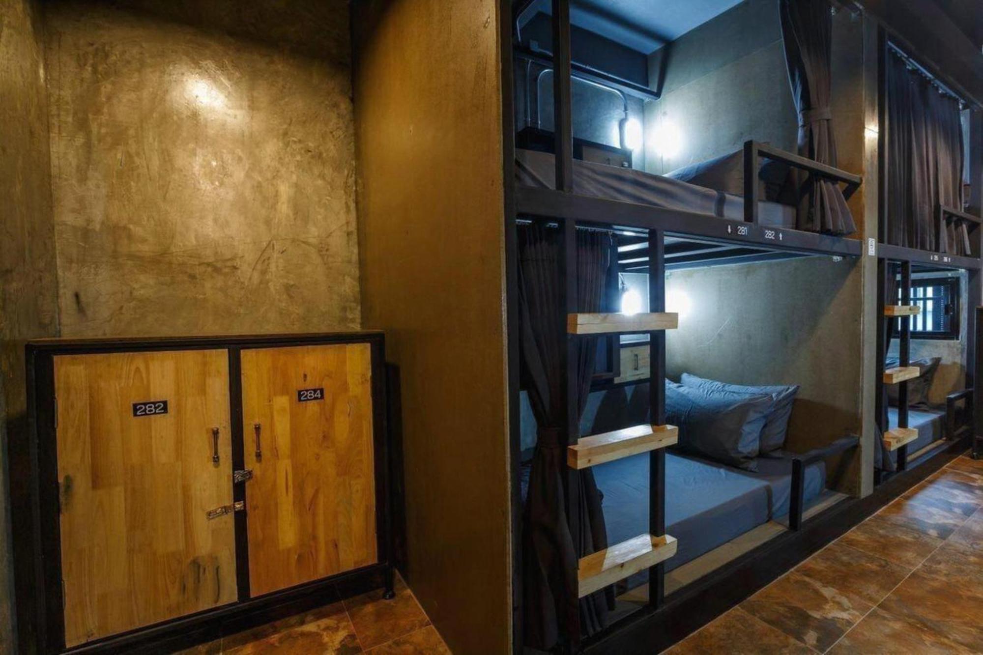 Episode 11 Hostel Sukhumvit Bangkok Ngoại thất bức ảnh