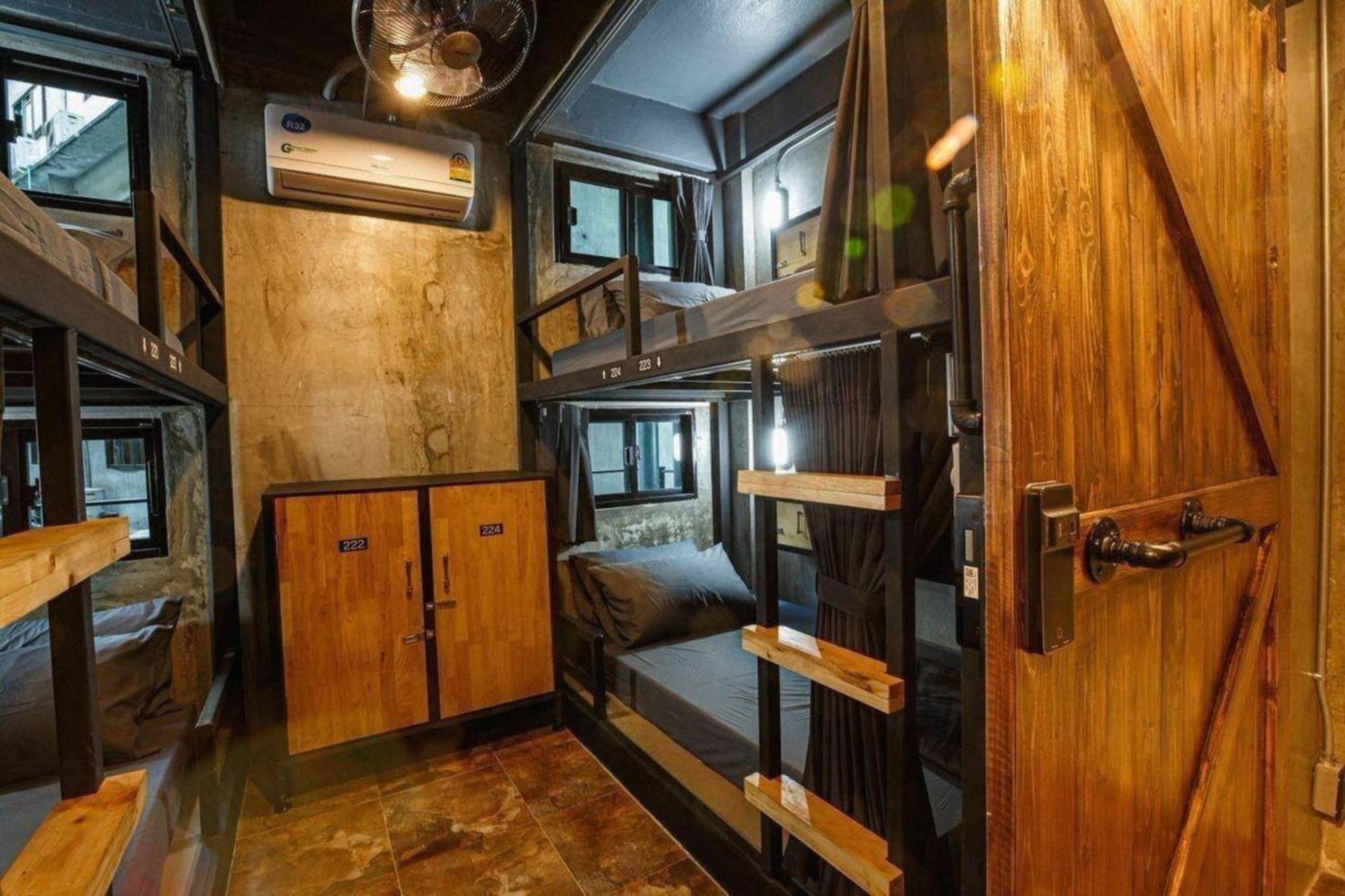 Episode 11 Hostel Sukhumvit Bangkok Ngoại thất bức ảnh