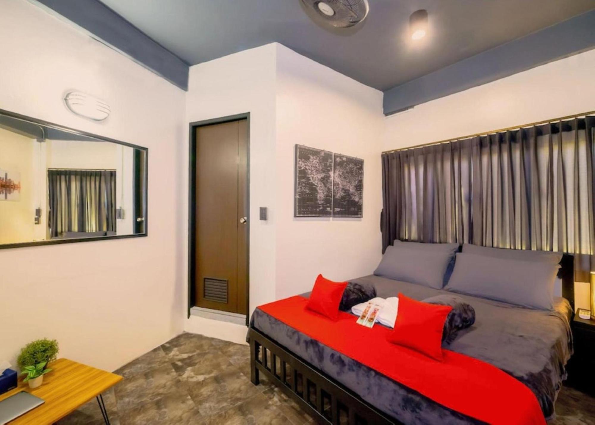 Episode 11 Hostel Sukhumvit Bangkok Ngoại thất bức ảnh
