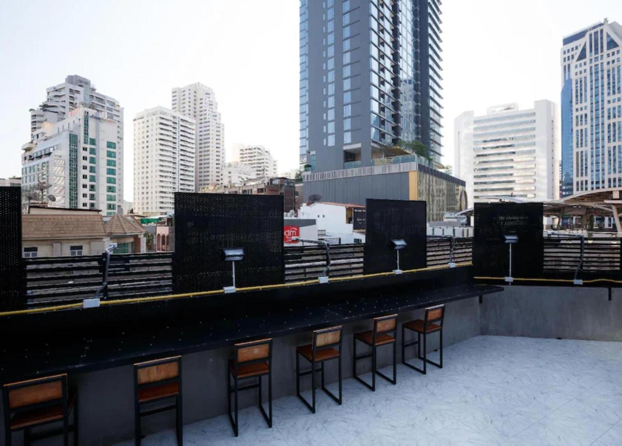 Episode 11 Hostel Sukhumvit Bangkok Ngoại thất bức ảnh